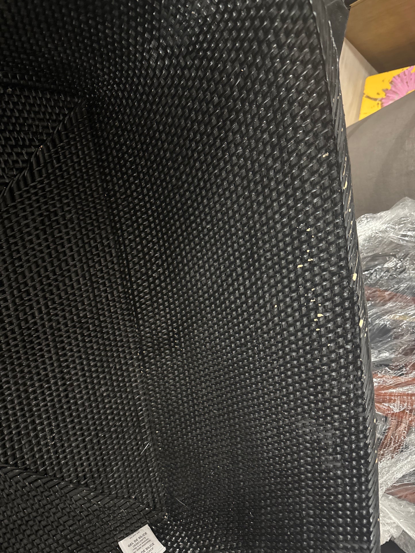 Thelma Rattan Basket black 
H 14 po x l 31 po x P 25 po